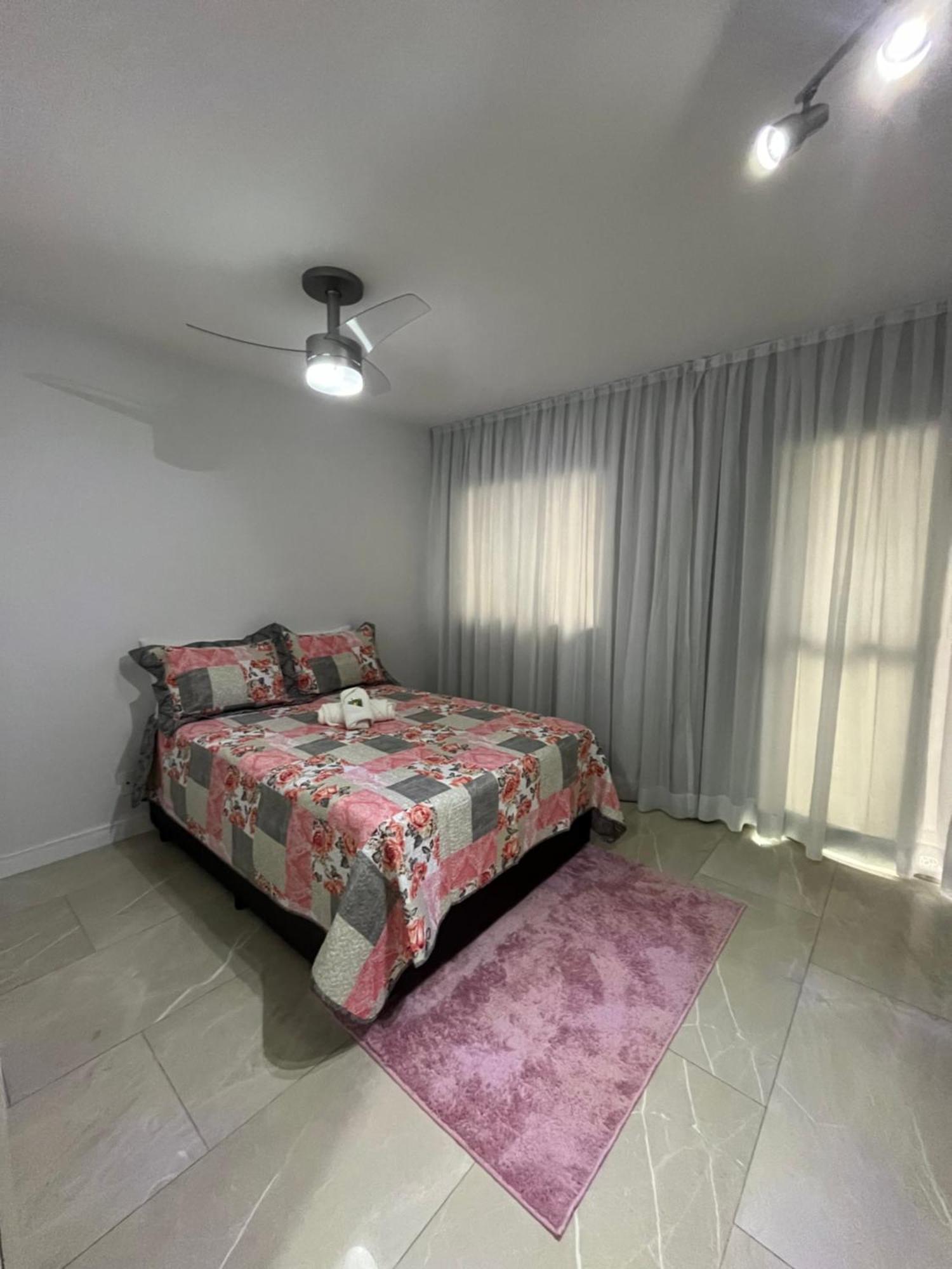 Apartamento Pink One - Apto Novo, Moderno, Varanda, Poucos Passos Da Estacao Luz - Estacionamento Gratuito